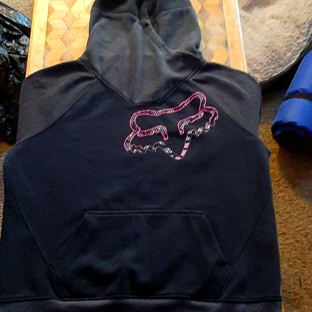 COPY - WOMEN'S FOX HOODIE